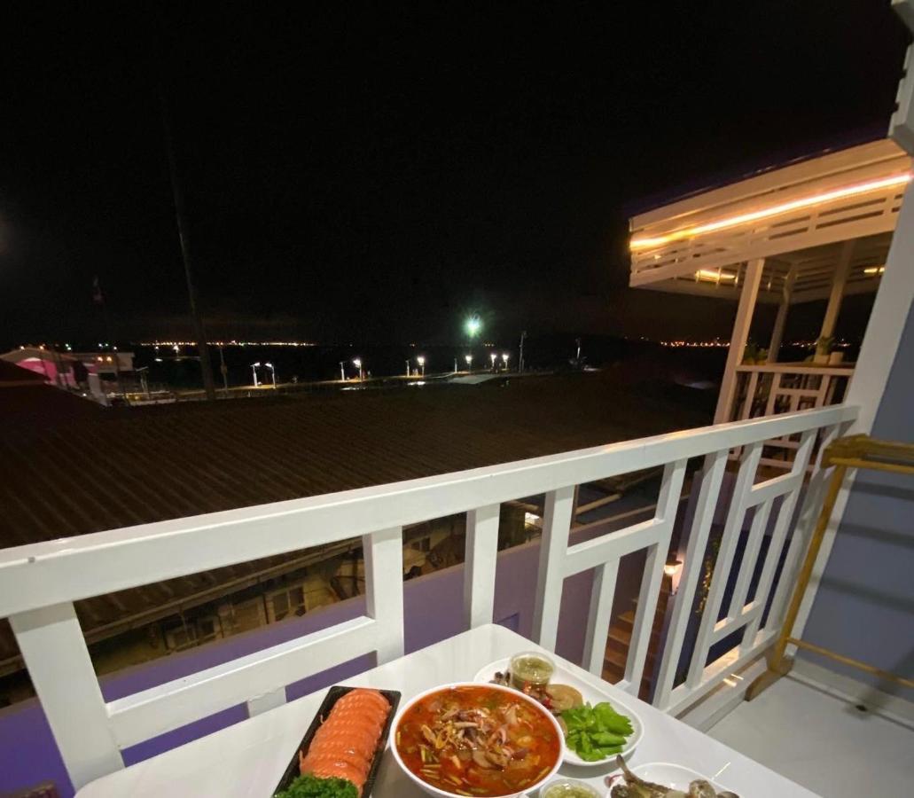 Bed and Breakfast Baan Tipsukon Koh Larn Exterior foto
